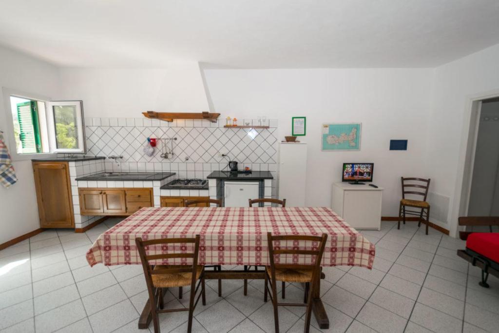 Azienda Agricola Sapereta Porto Azzurro Dış mekan fotoğraf